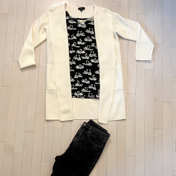 Silk Swan Print Top - Picture 2 of 2